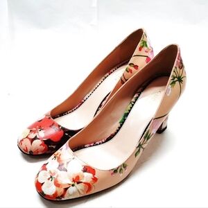 GUCCI BLOOM FLORAL LEATHER PUMPS 37